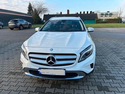 Mercedes GLA180