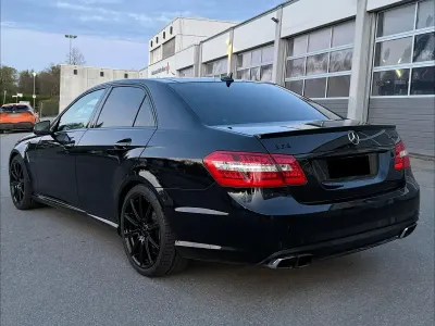 Gebraucht Mercedes E63 AMG AMG 525 PS (386 kW) 2011 Schwarz Limousine