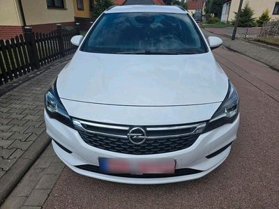 Gebraucht Opel Astra 120 PS (88 kW) 2017 Weiß Kombi