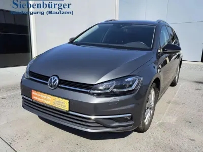 Gebraucht VW Golf VII IQ Drive 150 PS (110 kW) 2020 Indiumgrau metallic Kombi