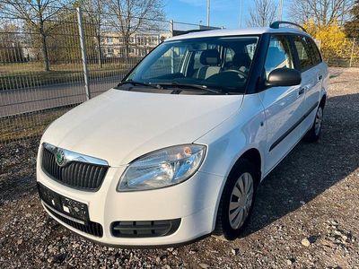 Usata Skoda Fabia Cool Edition 69 CV (50 kW) 2010 Bianco Station wagon