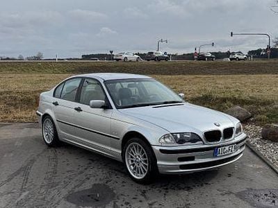 Second-hand BMW 316 105 CP (77 kW) 1999 Argintiu Berlinǎ