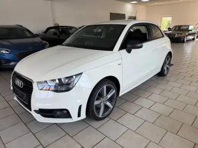 Gebraucht Audi A1 Ambition 90 PS (66 kW) 2012 Weiß Kleinwagen