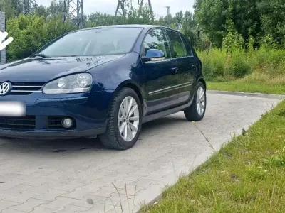 Gebraucht VW Golf V 140 PS (102 kW) 2008 Blau Kleinwagen