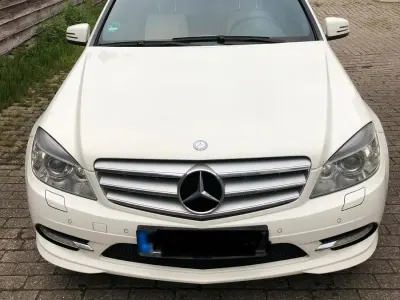 Gebraucht Mercedes C350 AMG line 231 PS (169 kW) 2010 Weiß Kombi