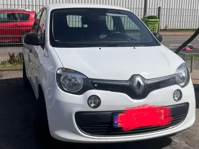 Używany Renault Twingo Experience 71 KM (52 kW) 2016 Biały Hatchback