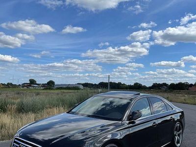 Second-hand Audi A8 Ambiente 250 CP (183 kW) 2011 Berlinǎ