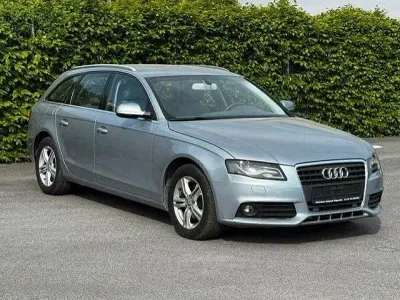 Używany Audi A4 Ambiente 120 KM (88 kW) 2011 Srebrny Kombi