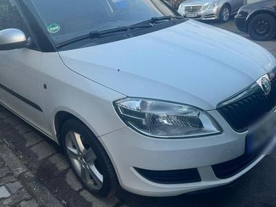 Usata Skoda Roomster 90 CV (66 kW) 2012 Bianco Monovolume