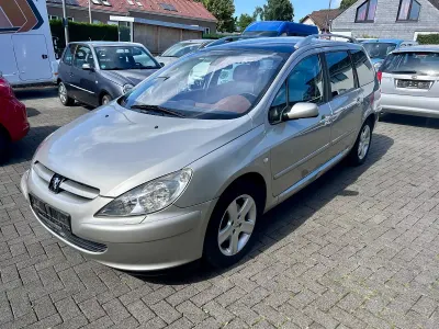Gebraucht Peugeot 307 136 PS (100 kW) 2004 Gold Kombi