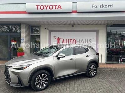 Lexus NX450h+