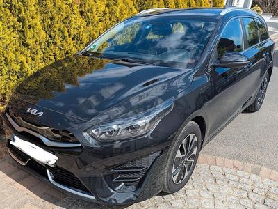 Second-hand Kia Ceed Sportswagon 141 CP (103 kW) 2021 Negru Break