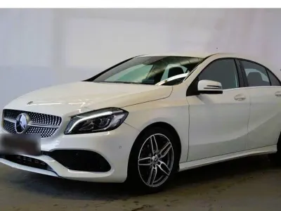 Gebraucht Mercedes A200 AMG line 156 PS (114 kW) 2017 Weiß Limousine