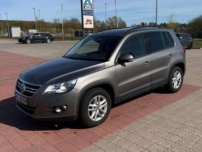 Usata VW Tiguan Freestyle 140 CV (102 kW) 2010 Grigio SUV