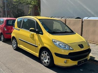 Peugeot 1007