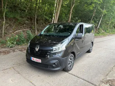 Gebraucht Renault Trafic Expression 125 PS (91 kW) 2016 Schwarz Van / Kleinbus