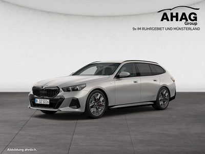 Neu BMW 520 Shadowline 197 PS (144 kW) 2025 Schwarz Kombi