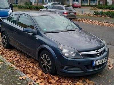 Opel Astra GTC