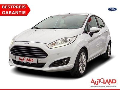 Gebraucht Ford Fiesta 101 PS (74 kW) 2017 Weiß Kleinwagen
