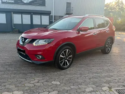 Gebraucht Nissan X-Trail 131 PS (96 kW) 2015 Rot SUV