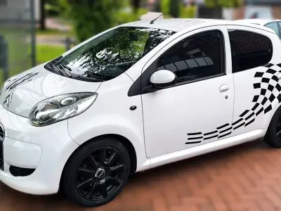 Gebraucht Citroën C1 Style 68 PS (50 kW) 2011 Weiß Kleinwagen