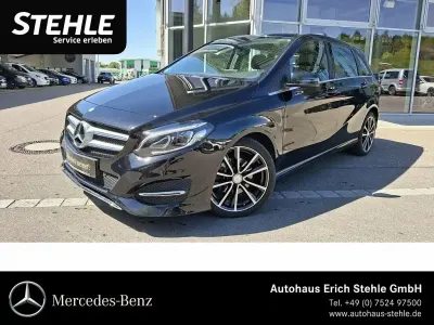 Gebraucht Mercedes B200 Edition 156 PS (114 kW) 2017 Schwarz Van / Kleinbus