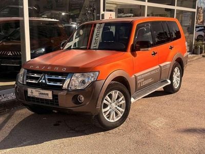 Gebraucht Mitsubishi Pajero Intense 200 PS (147 kW) 2012 Granitbraun (m) SUV