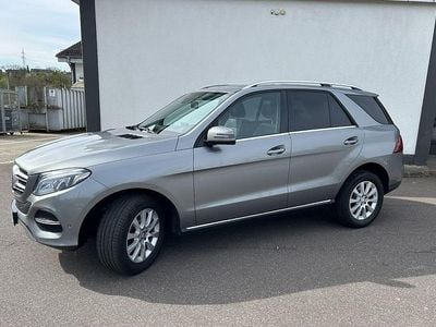 Gebraucht Mercedes GLE250 204 PS (150 kW) 2016 Silber SUV