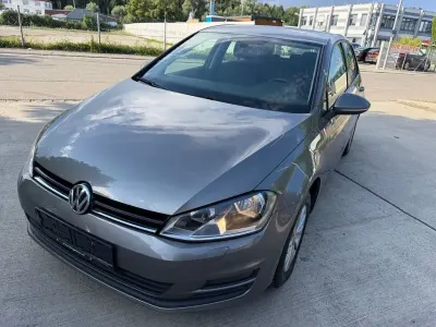 Gebraucht VW Golf VI Trendline 105 PS (77 kW) 2011 Grau Kleinwagen