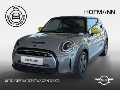 Gebraucht Mini Cooper SE Essential 135 kW (184 PS) 2022 Moonwalk grey metallic Kleinwagen