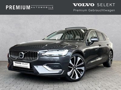 Grau Gebraucht 2022 Volvo V60 Plus Kombi | 35.790 €