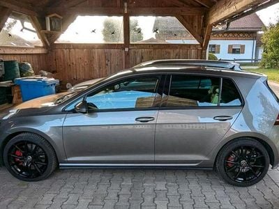 Gebraucht VW Golf VII GTI 300 PS (220 kW) 2016 Grau Limousine