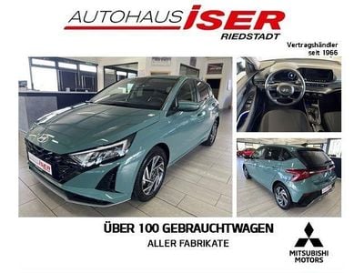 Gebraucht Hyundai i20 Trend 101 PS (74 kW) 2025 Gruen Kleinwagen