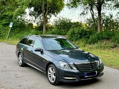 Mercedes E200