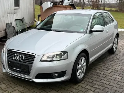 Gebraucht Audi A3 104 PS (76 kW) 2010 Silber Kleinwagen