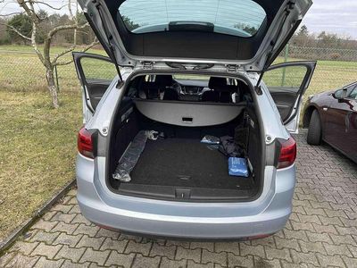 Gebraucht Opel Astra 125 PS (91 kW) 2018 Silber Kombi