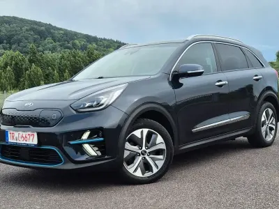 Gebraucht Kia e-Niro Spirit 150 kW (204 PS) 2021 Blau SUV