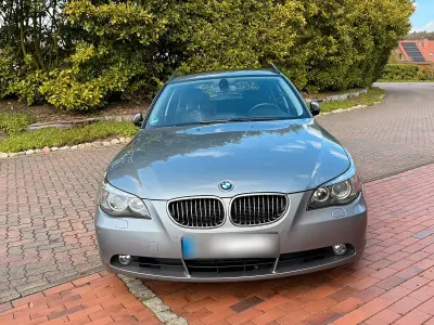 Gebraucht BMW 525 244 PS (179 kW) 2006 Silber Kombi