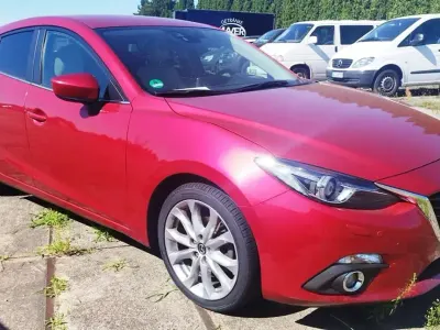 Gebraucht Mazda 3 Sports-Line 120 PS (88 kW) 2015 Rubinrot metallic Kleinwagen
