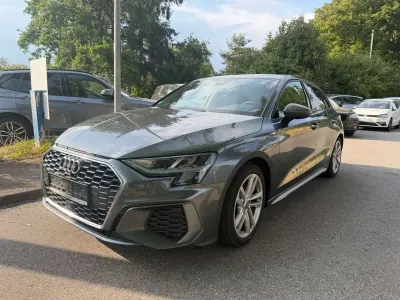 Gebraucht Audi A3 S-Line 150 PS (110 kW) 2020 Daytonagrau Limousine
