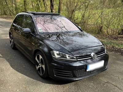 gebraucht VW Golf VII GTD 2.0 TDI BMT DSG Limousine