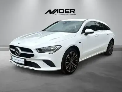 Usata Mercedes CLA250e 218 CV (160 kW) 2021 Bianco Berlina