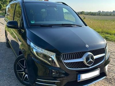 Mercedes V220