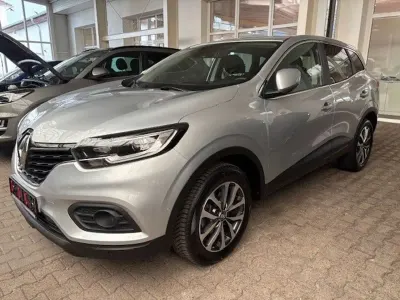 Używany Renault Kadjar Zen 140 KM (102 kW) 2021 Szary SUV
