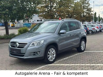 Grau Gebraucht 2009 VW Tiguan Sportline SUV | 10.490 € (Etwas zu teuer)