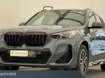 Gebraucht BMW X1 M Sport 156 PS (114 kW) 2023 Grau SUV