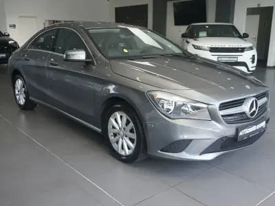 Gebraucht Mercedes CLA180 122 PS (89 kW) 2015 Mountaingrau  met. Coupé