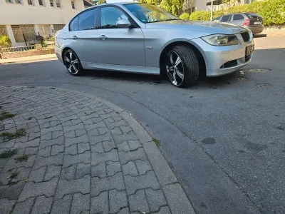 Gebraucht BMW 318 143 PS (105 kW) 2008 Silber Limousine