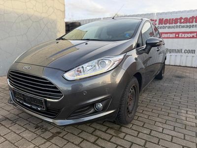 Gebraucht Ford Fiesta Trend 101 PS (74 kW) 2015 Magneticgrau (metallic) Kleinwagen