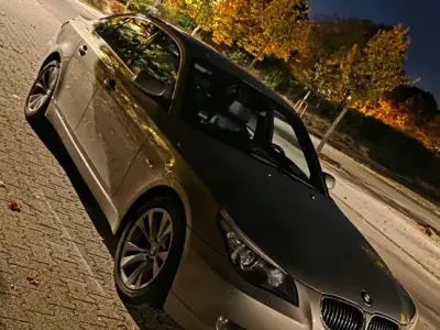 Gebraucht BMW 525 Exclusive 218 PS (160 kW) 2009 Limousine